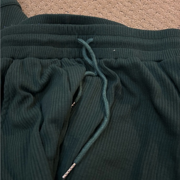 Green Ribbed Two-Piece Set - Picture 2 of 4